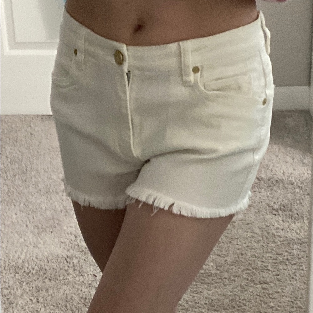 White Jean Shorts by Blank NYC size 25 - in great condition!